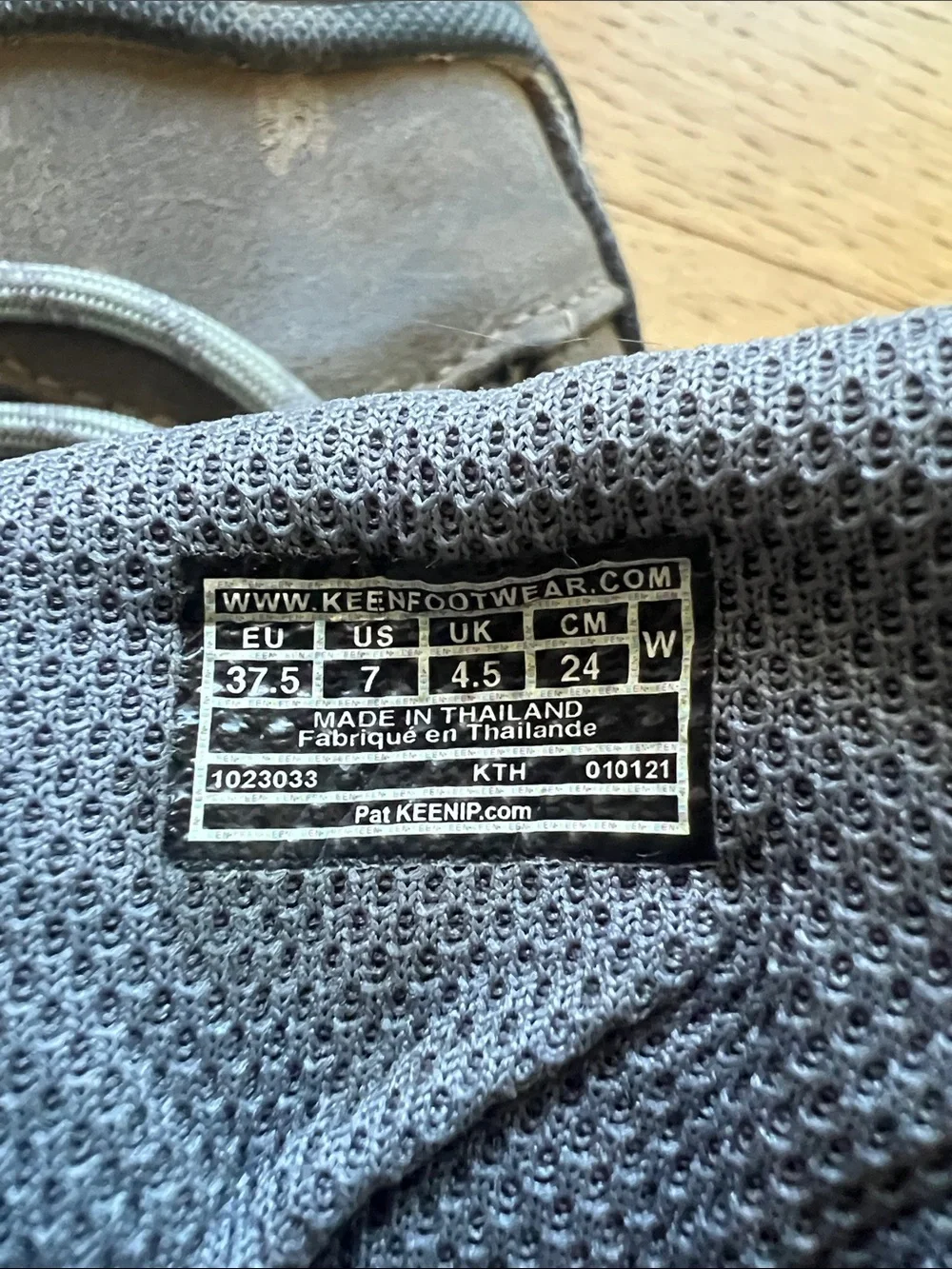 Keen Women's Grey and Light Blue Lace-Up Hiking Shoes